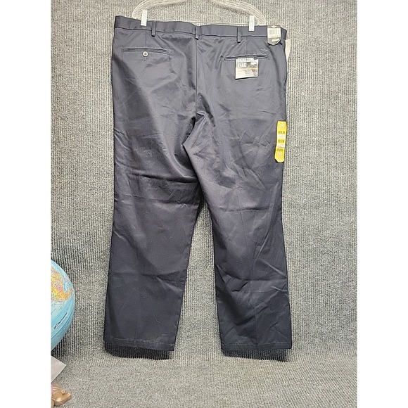 NWT Mens Dockers‎ Signature Classic Fit Dark Blue 42x30 - Picture 2 of 9